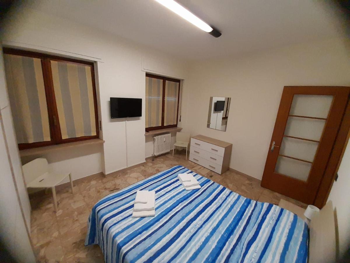 Vercelli Centro Exteriör bild