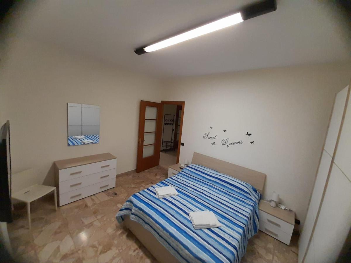 Vercelli Centro Exteriör bild
